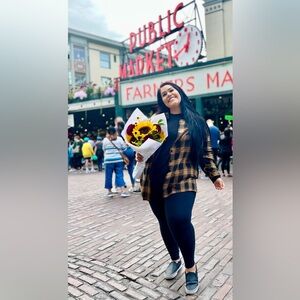 Meet your Posher, Ceeyah